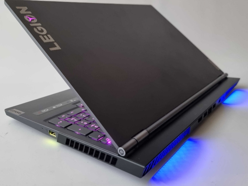 Ноутбук Lenovo Legion 7I I7 10875 H/ RTX 2070/RAM 16GB/SSD 512Gb/144Hz Киев - изображение 7