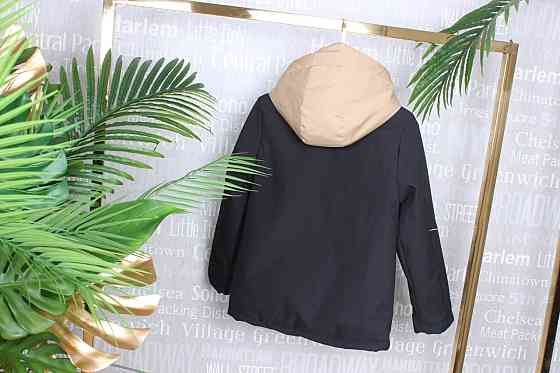 Демисезонная черная куртка с бежевыми вставками для мальчиков 140,146,152 Николаев