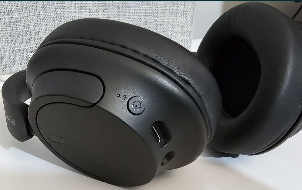 Наушники полноразмерные безпроводные Sony WH-CH720N Киев - изображение 2