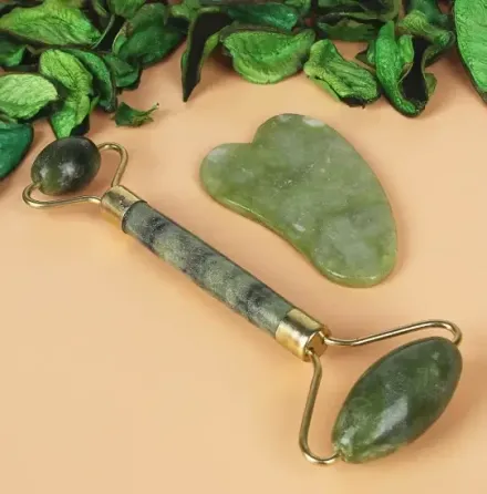 Массажный набор из натурального камня JADE ROLLER SET(anti-aging) роллер и скребок гуаша Киев