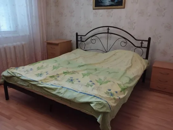 Кімната без господарів для 1-2 осіб вул.Кошиця Київ