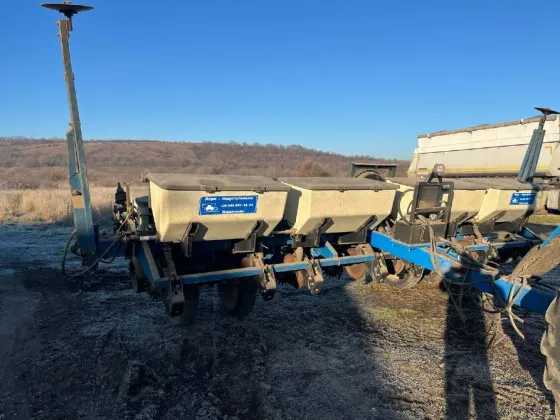 Сеялка Kinze 3000 пневматическая Днепр