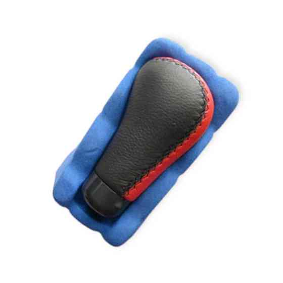 Накладка на кпп ручку універс. шкіра чорна, червона вставка Мукачево