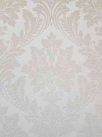 Шпалери вінілові на флізеліні Grandeco Time метрові структурні вензелю завитки золотисті на біло молочному Київ