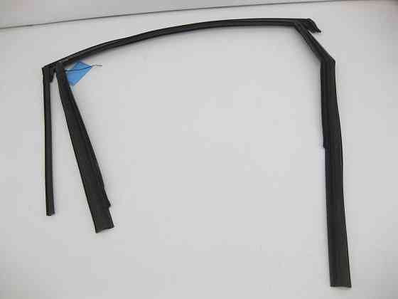 VAG  4M0839431B Напрямне скло в задніх правих дверях Одеса