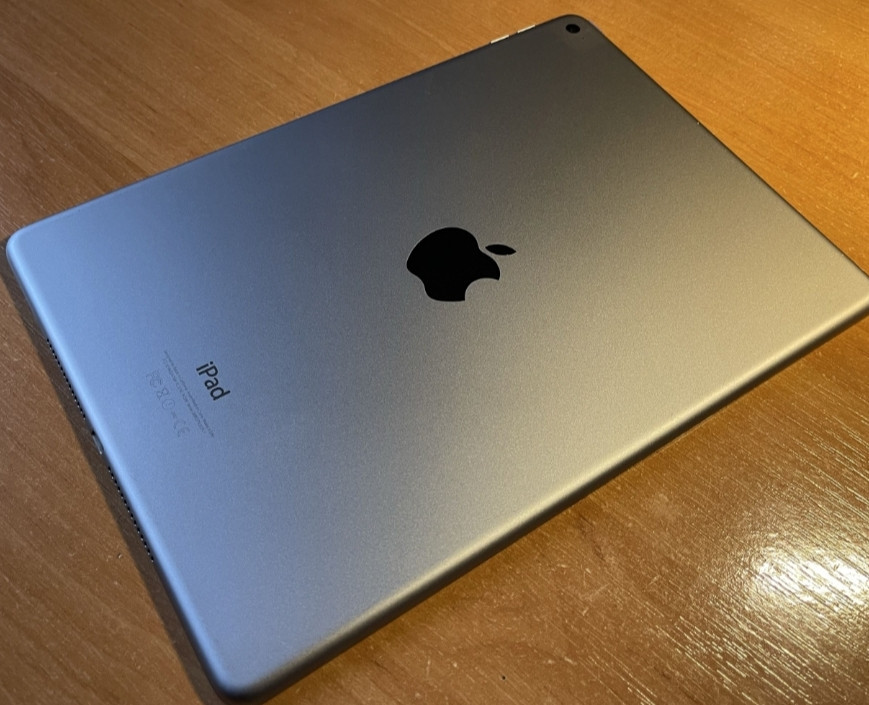 Планшет Apple iPad AIR 2 16Gb.Wi-Fi Black. Київ - фото 1