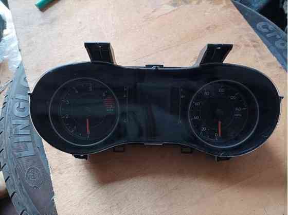 68274069AC Приборна панель cherokee Коломыя