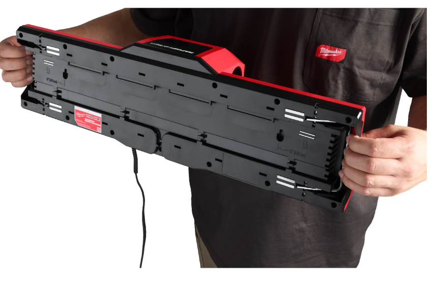 Зарядний пристрій MILWAUKEE, M12-18 GBC4 (4хМ18, 2хМ12, ліхтар) Одеса - фото 4