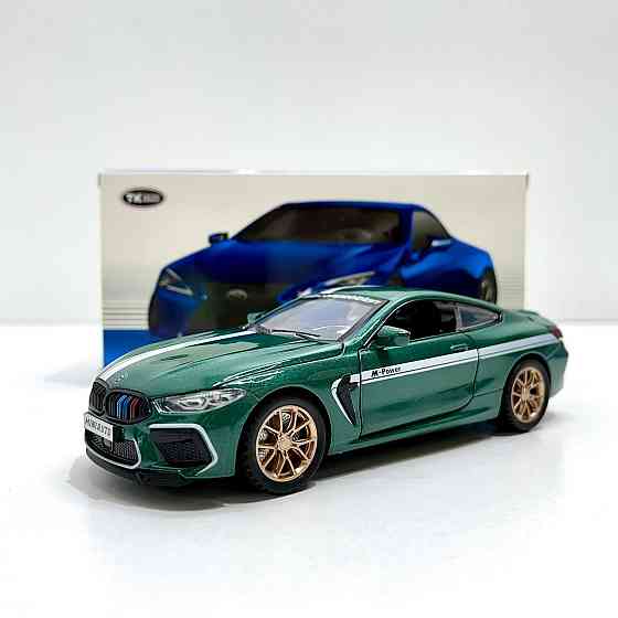Машинка металева Авто Експерт BMW M8 1:32 відчиняються двері та багажник Зелена (LF-04412) Чернігів