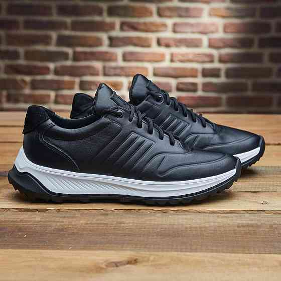 Чоловічи кросівки з натуральної шкіри ЛЕВЕЛЬ черный 56810б Харьков