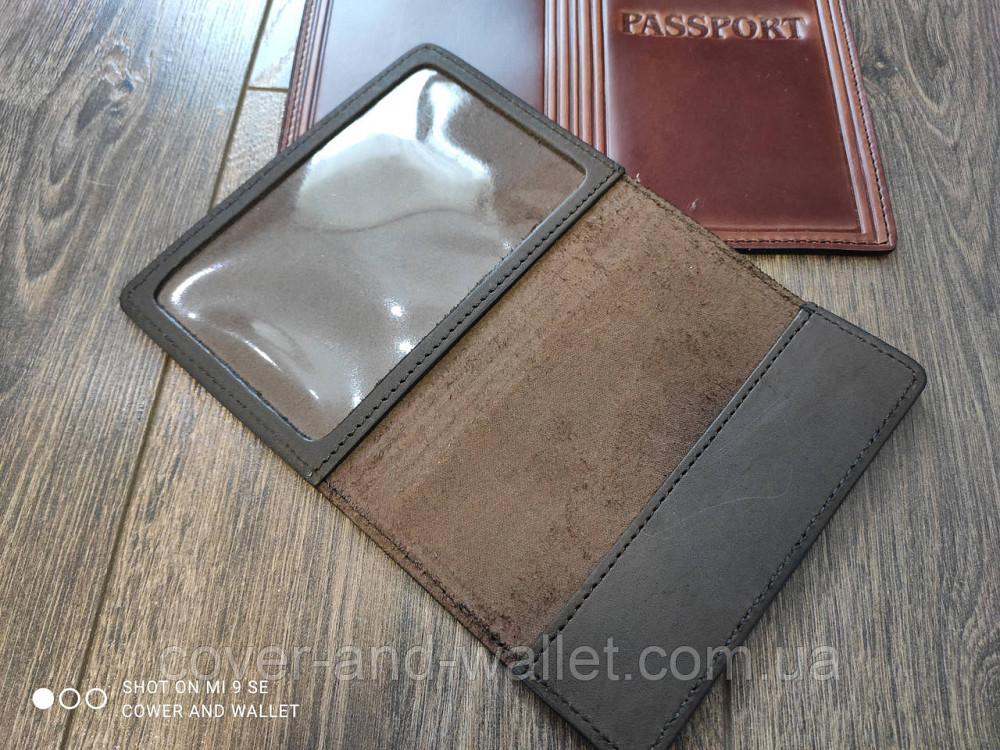 Шкіряна обкладинка на закордонний паспорт чорного кольору з прозорим вікном PS Leather Київ - фото 8