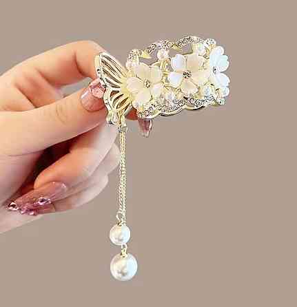 Заколка краб для волосся з квітами та перлинами, декоративна заколка метелик Київ