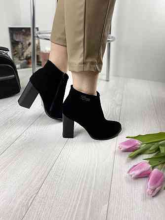 Черевики жіночі 95 чорні (зима, замша натуральна) (1253) 37р.38р.39р.40р. 38 Коломия