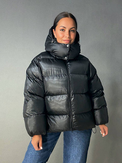 Куртка женская Lady Yep 10041 глянцевая пуффер оверсайз с капюшоном черная, черный, 42 Киев - изображение 17