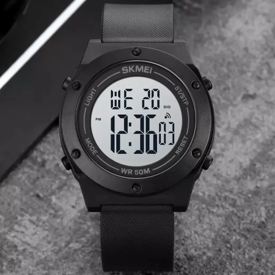 Мужские спортивные часы Skmei 1772 (Черный с белым) Винница