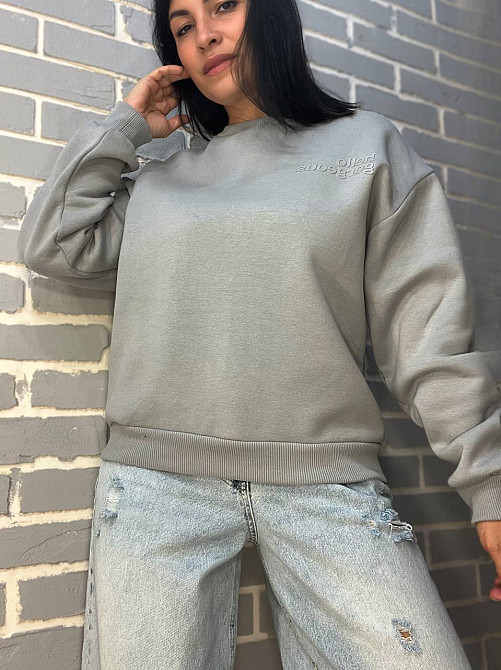 Свитшот женский Pepper mint 24-15 оверсайз удлиненная надпись впереди утепленный флис, серый, L Киев - изображение 10