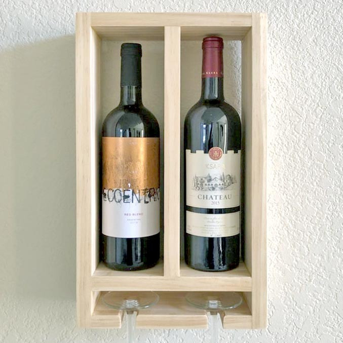 Настенная винная полка 