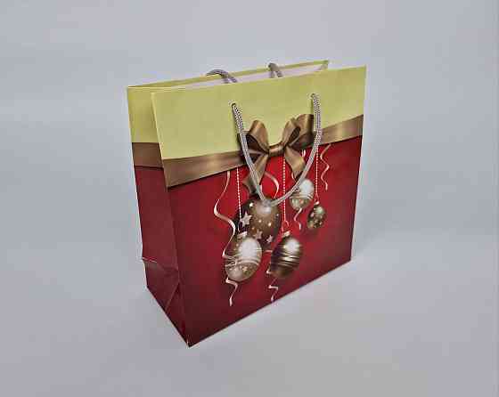 Пакети паперові подарункові, новорічні Квадрат 23*24*10 — 32 (12 шт.) Харків