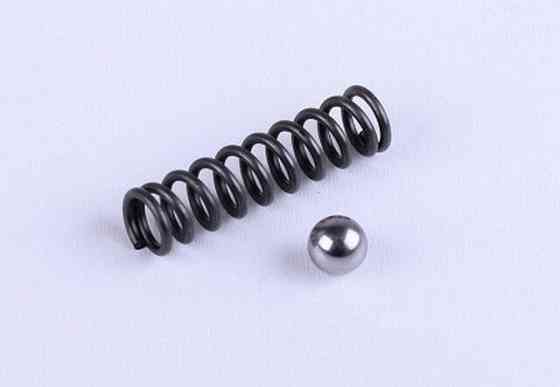 Пружина з кулькою, що фіксують вилку передач на дизельний двигун 180N Мукачево