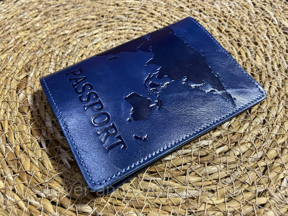 Синя шкіряна обкладинка на паспорт карта світу ST Leather Київ - фото 7
