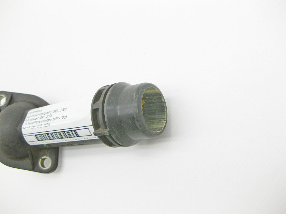 VAG  06B121121 Кришка - фланець термостата Audi A4 A6 VW Passat Skoda Superb Одесса - изображение 6