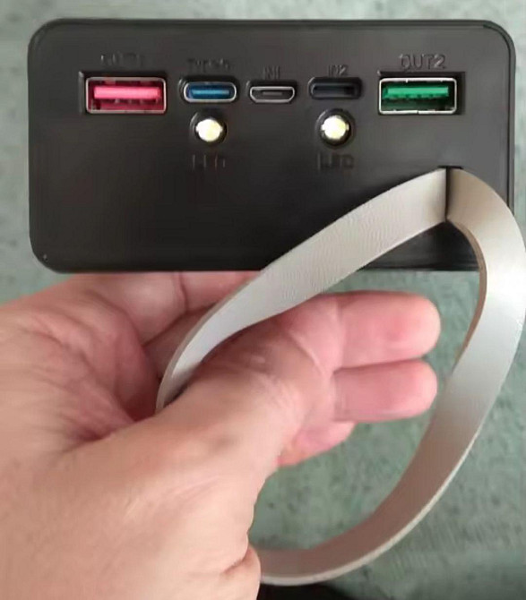 Великий Power Bank 58000 mah на 20 акумуляторах Tesla із швидкою зарядкою 22.5w Київ - фото 8