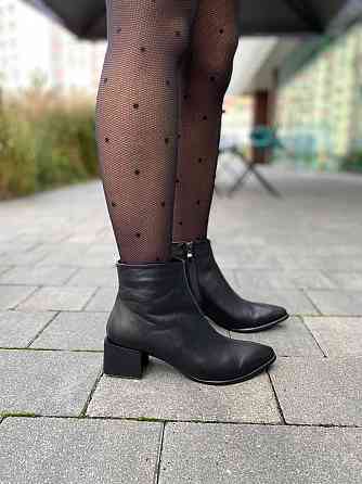 Черевики жіночі No brend 4057 чорні (весна-осінь, шкіра натуральна) (6126) Коломия
