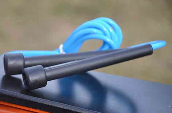 Скакалка PowerPlay 4201 Basic Jump Rope Синяя 2,8 м Луцк