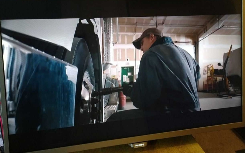 Телевизор: Philips 32PFS6402. Киев - изображение 3