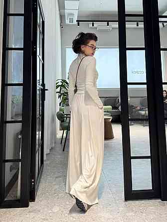 Женский стильный повседневный костюм двойка вискоза Молочный Одесса