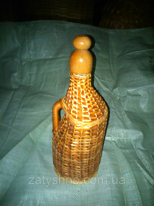 Пляшка плетена на 0,5 л Київ - фото 6