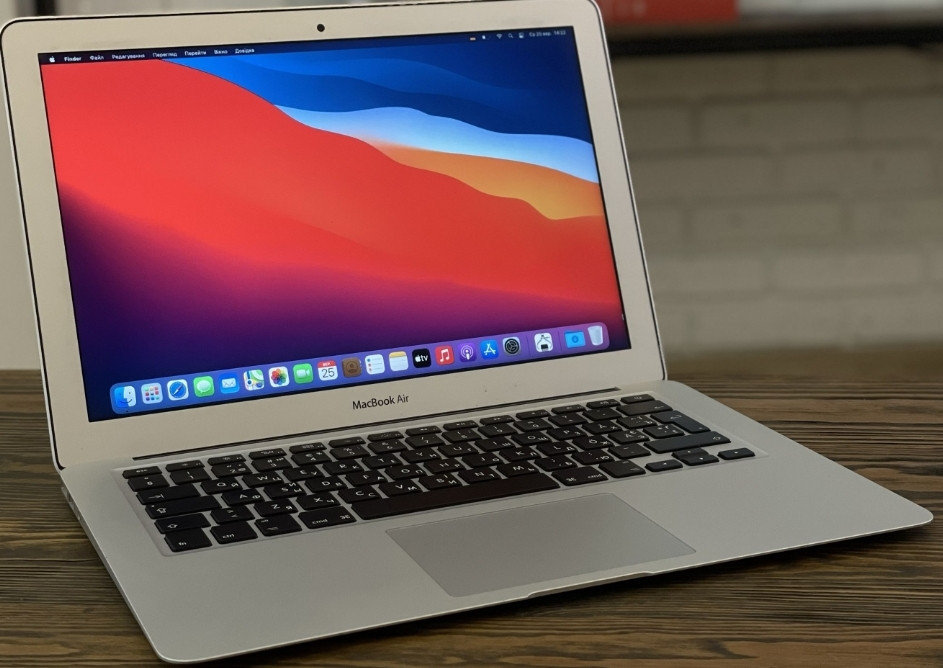 Ноутбук MacBook Air 13 (2017) i5 8/128Gb Київ - фото 2