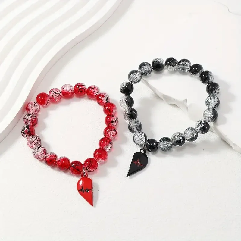 Арные браслеты из стеклянных бусин с эффектом трещинок, подвески «половинки сердца» – красный/черно-серый, 10 Киев - изображение 2
