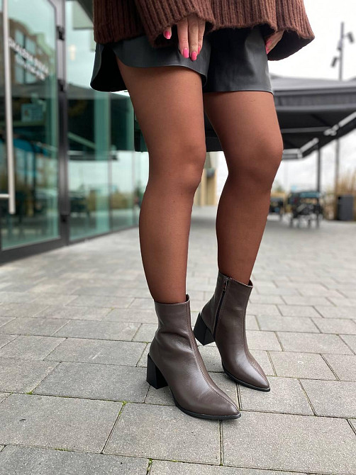 Черевики жіночі з натуральної шкіри демісезонні 6057 шоколадні на підборах / Черевики весна-осі Коломия - фото 8