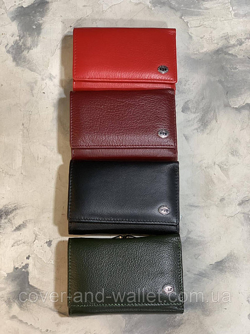 Шкіряний жіночий гаманець невеликого розміру з монетницею ST 617 чорний Київ - фото 9