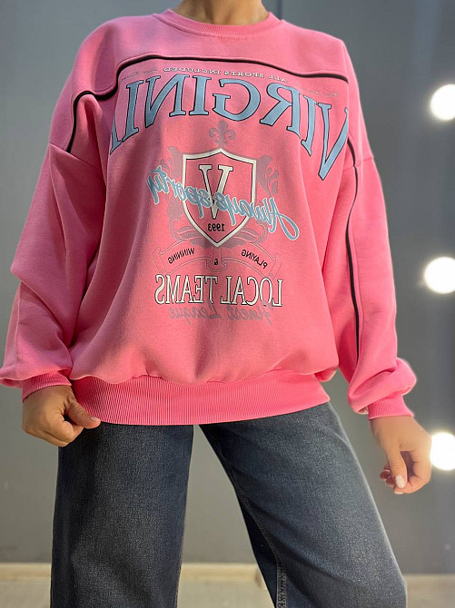 Свитшот женский OLIVIA 2468 надпись впереди VIRGINIA утепленный на флисе модель оверсайз one size, розовый, one size Киев - изображение 10