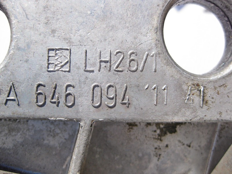 Mercedes-Benz  A6460941141 Задній кронштейн корпусу повітряного фільтра двигуна OM646 R4 2.2 cdi C-Class W203 W204 CLK C209 Одесса - изображение 3