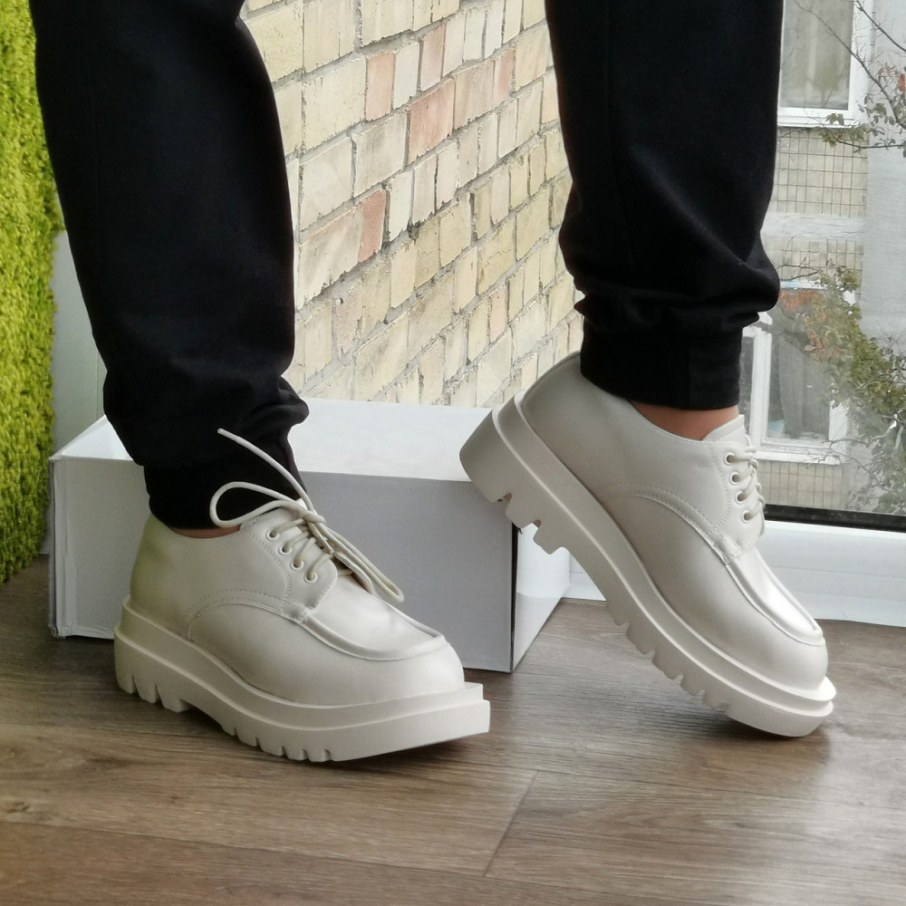 Женские Бежевые Туфли Кроссовки Белые на Танкетке Броги Кожаные Оксфорды (размеры: 36,37,38,39,40,41) - 6-23 Днепр - изображение 2