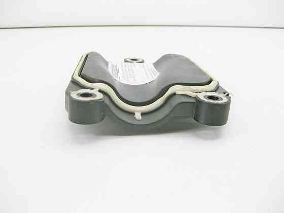 Mercedes-Benz  A2122670088 Пластикова кришка тунелю замість куліси E-Class W212 C207 CLS C218 Одеса