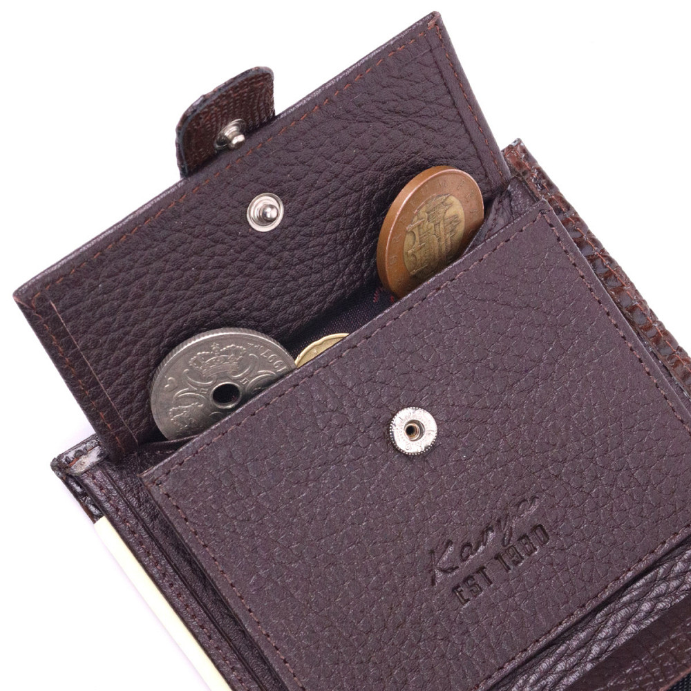 Компактный мужской кошелек из натуральной кожи с тиснением под крокодила KARYA 21386 Коричневый Киев - изображение 9