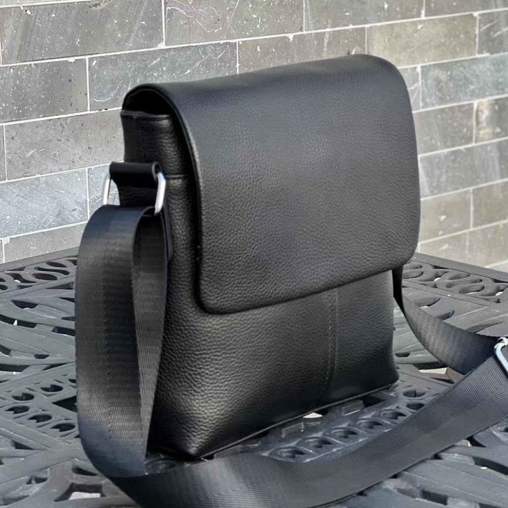 Чорна чоловіча шкіряна сумка через плече Tiding Bag Київ - фото 2