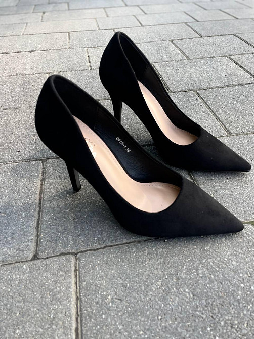 Q&Q Туфлі на підборах жіночі зі штучної замші весна-осінь демісезонні чорні QQ18-1 р. 36-41 Коломия - фото 8