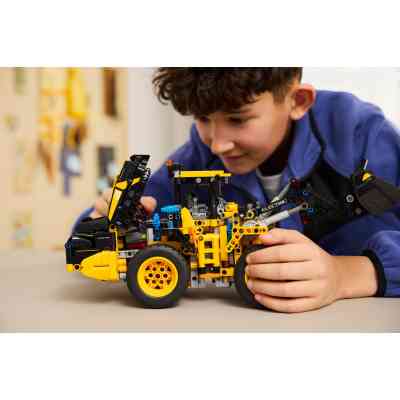 Конструктор LEGO Technic Колісний навантажувач Volvo L120 Electric (42209) Вінниця