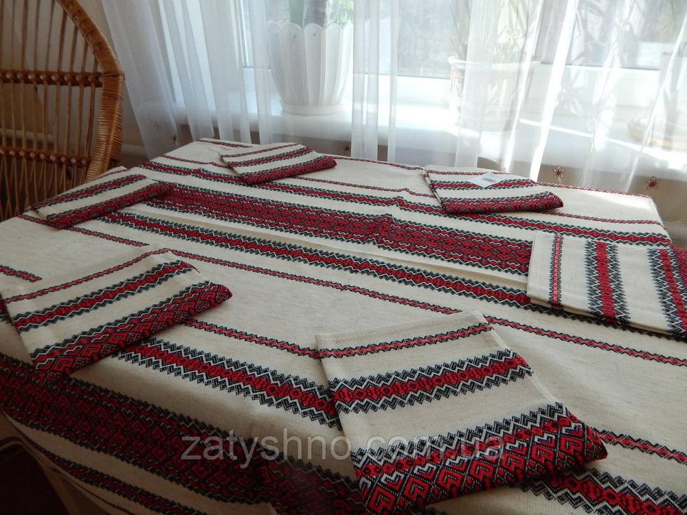 Красный комплект скатерти и салфеток вышитый яркий Киев - изображение 6