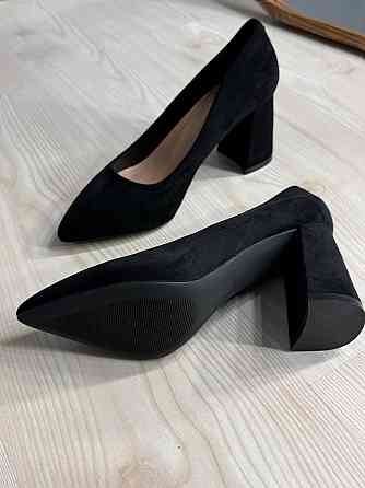 Туфли женские Meideli 3190-7 лодочки на широком устойчивом каблуке экозамша черные, 37, 23,7 см Киев