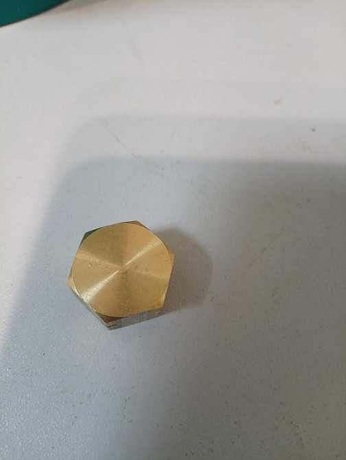 Заглушка латунна на туристичний заправний газовий балон 3/8