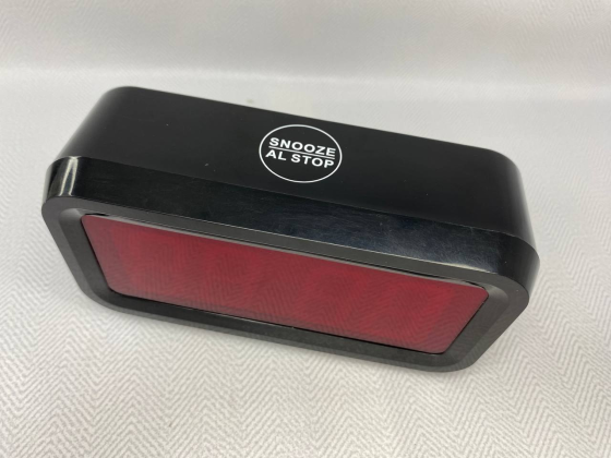 Б/В Цифровий будильник Timegyro 1,2" LED на батарейках, настільний/настінний годинник з нічним режимом Київ