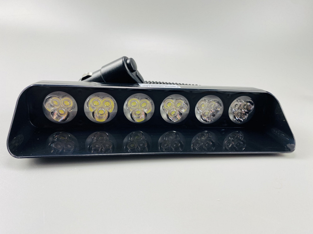 Маячок проблисковий S7 стробоскоп автомобільний 9-80V 18 led діодів білий спалах під скло Мукачево - фото 1