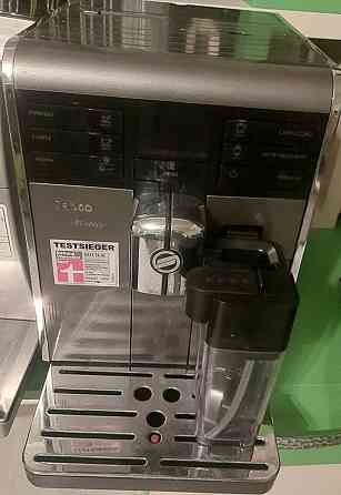 Кофеварка Delonghi . Киев