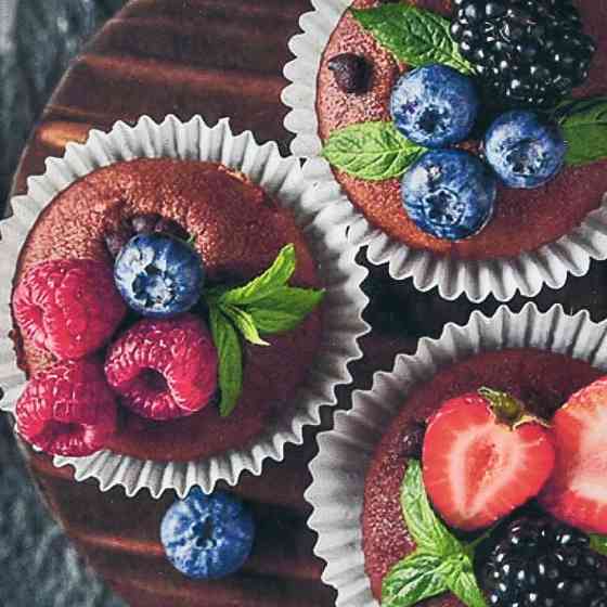 Алмазна мозаїка "Кекси з ягодами" HEE16351 30х30 см Вінниця